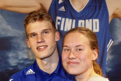 lauri markkanen vaimo