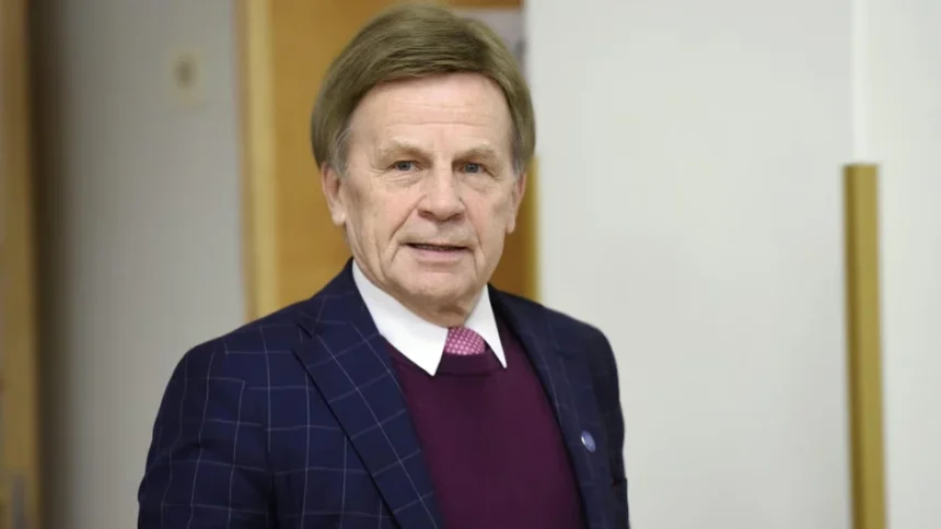 mauri pekkarinen ilman peruukkia